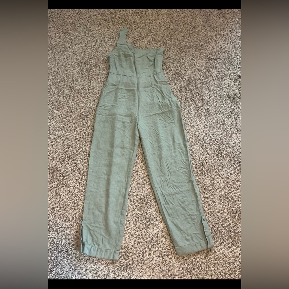 Elegant Green Jumpsuit